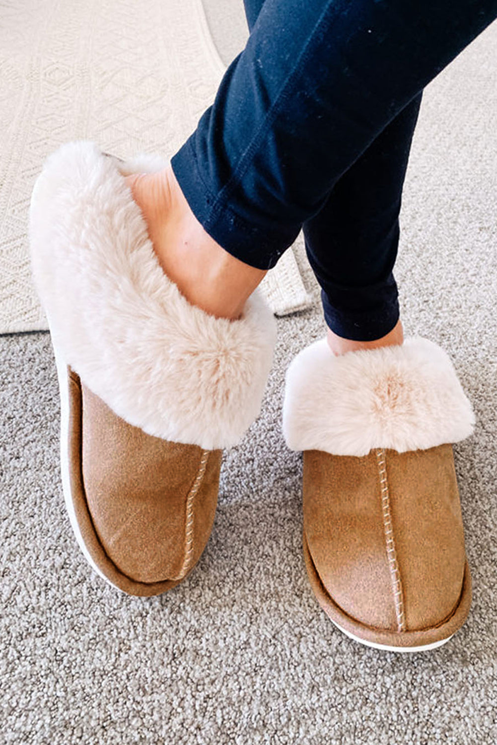 Zapatillas de casa de invierno de ante de felpa camel