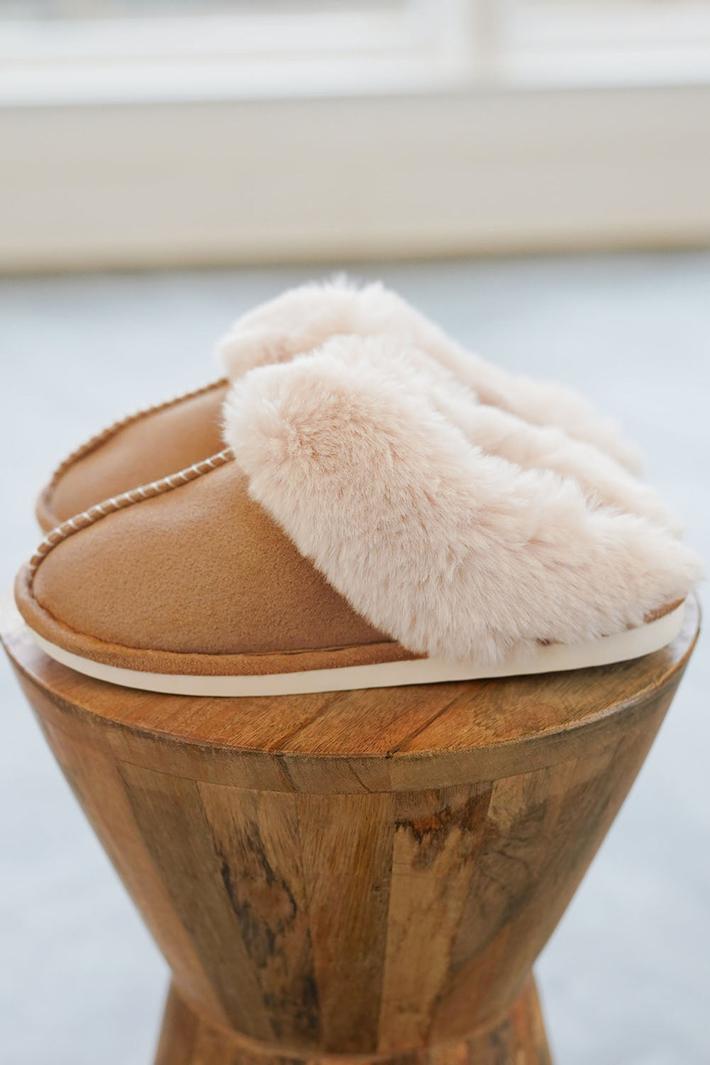 Zapatillas de casa de invierno de ante de felpa camel