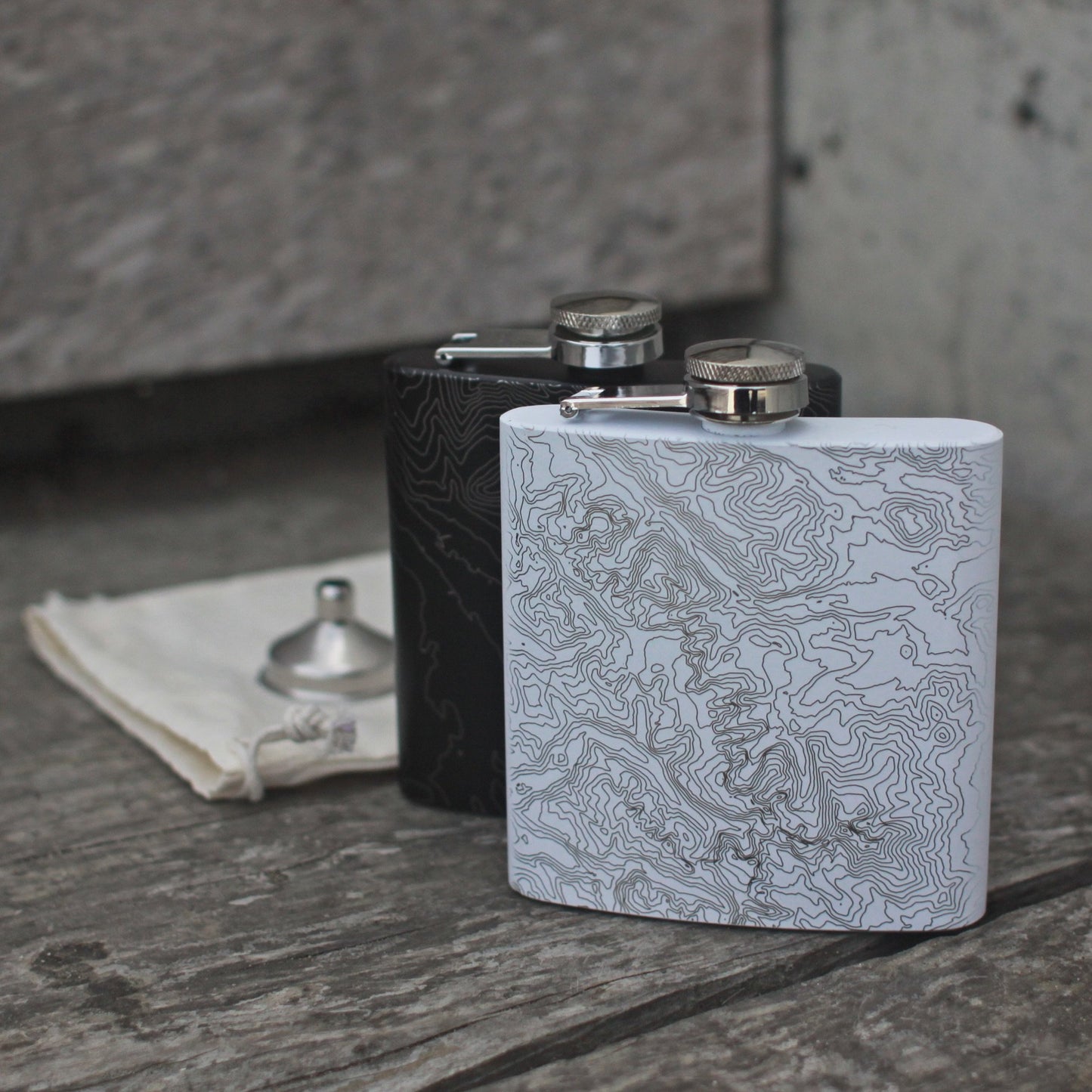Mukwonago - Wisconsin Engraved Map Hip Flask in Matte White