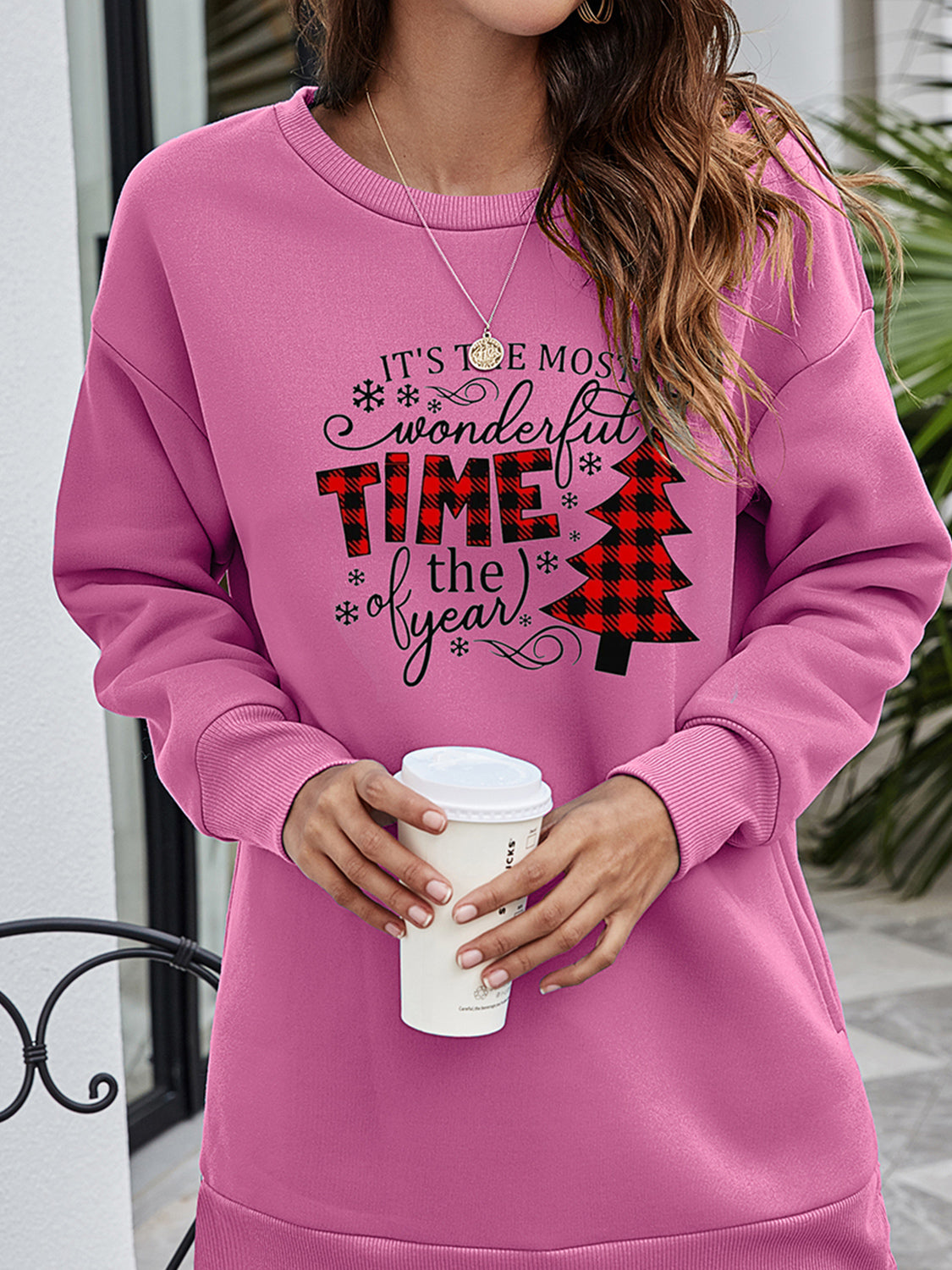 Sudadera con hombros caídos y estampado de árbol de Navidad