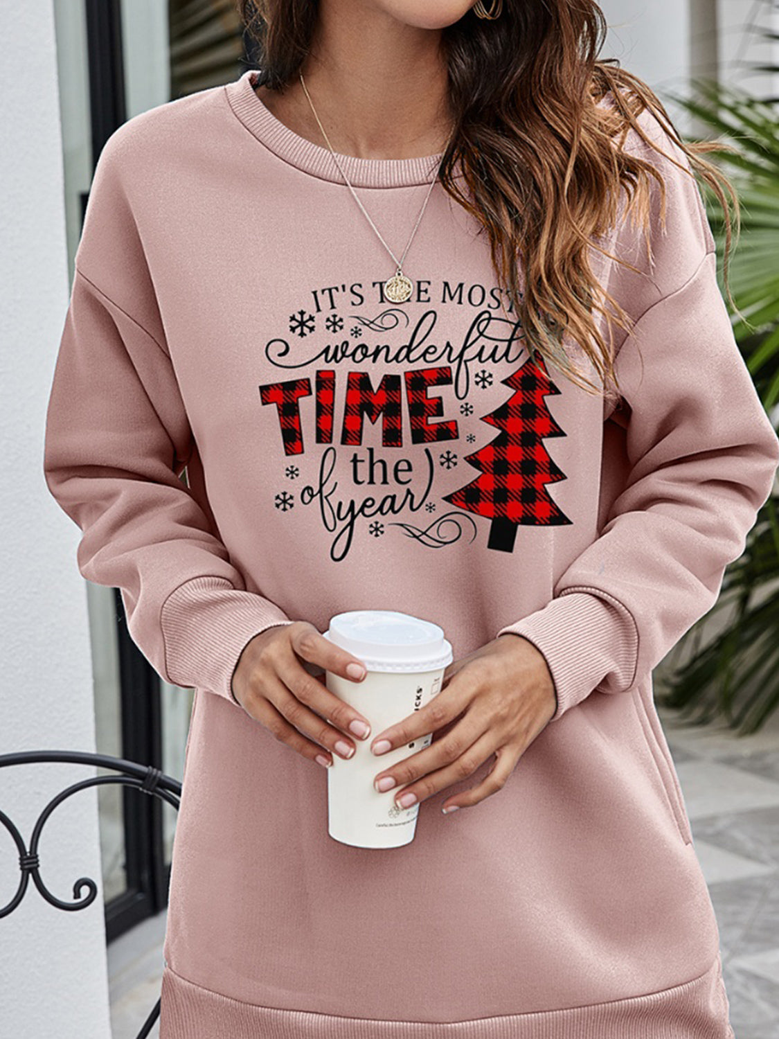 Sudadera con hombros caídos y estampado de árbol de Navidad