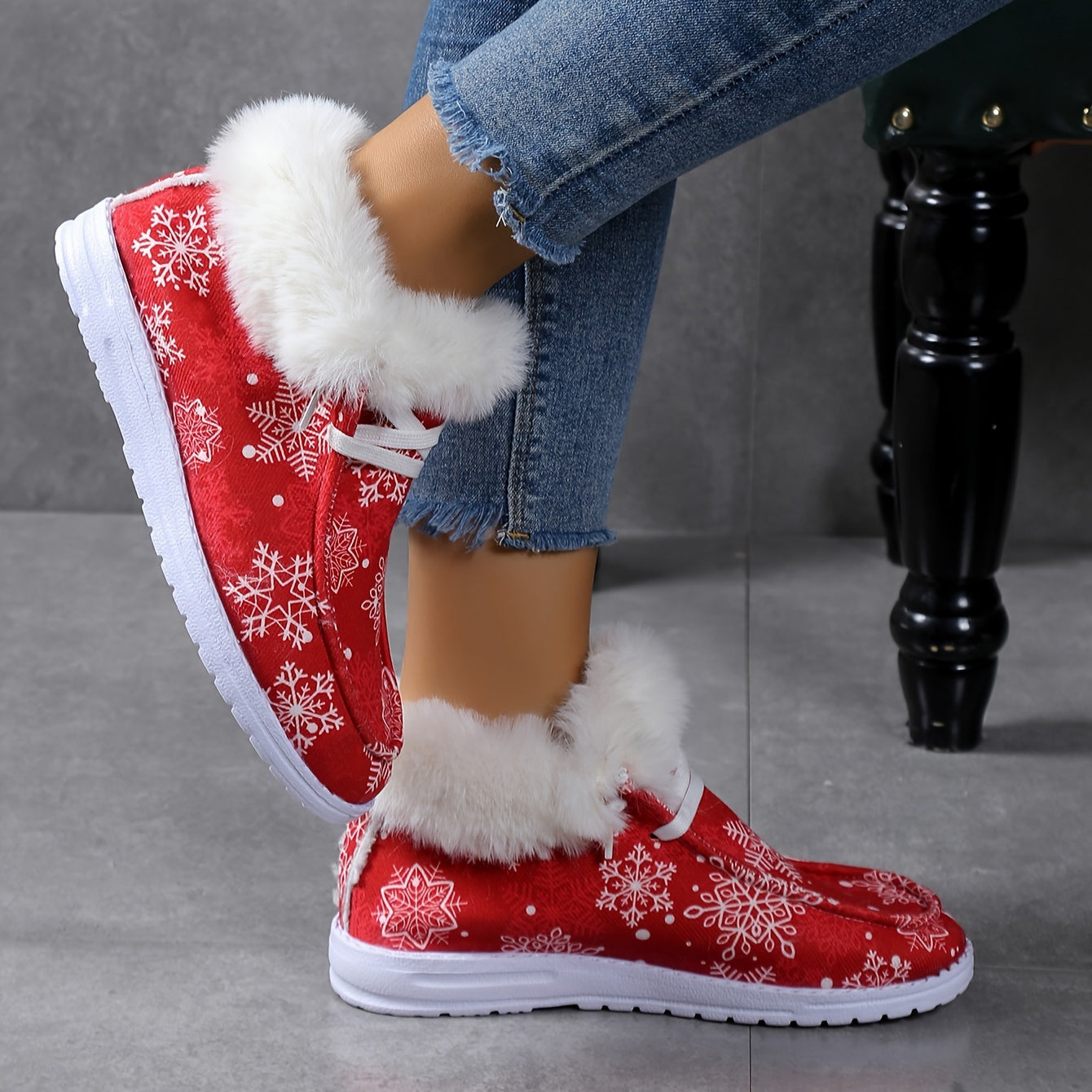 Women's Cartoon Print Fluffy Shoes, Slip On Fleece Lining Flat Soft Sole Shoes, Winter Plush Christmas Canvas Shoes